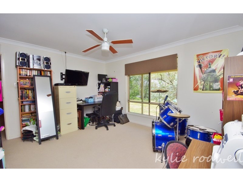 17 Barker Place, Kooralbyn QLD 4285