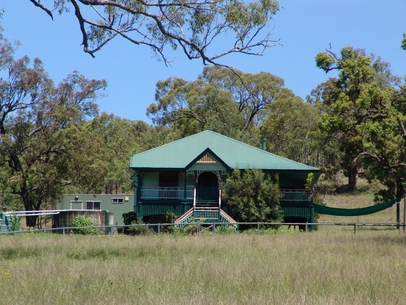 ‘Oakvale’ 181 Strong Road (off Fedamore Rd), Christmas Creek QLD 4285