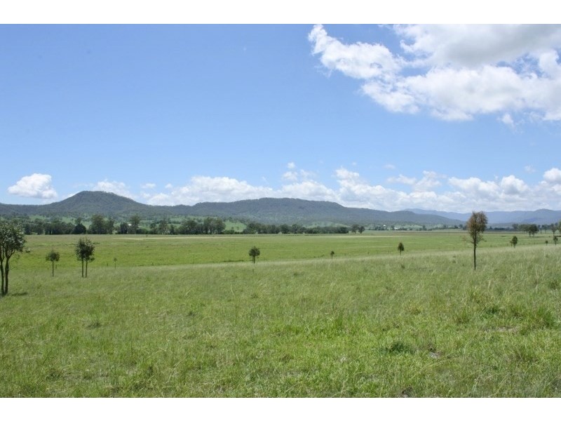 306 Tramway Road, Christmas Creek QLD 4285