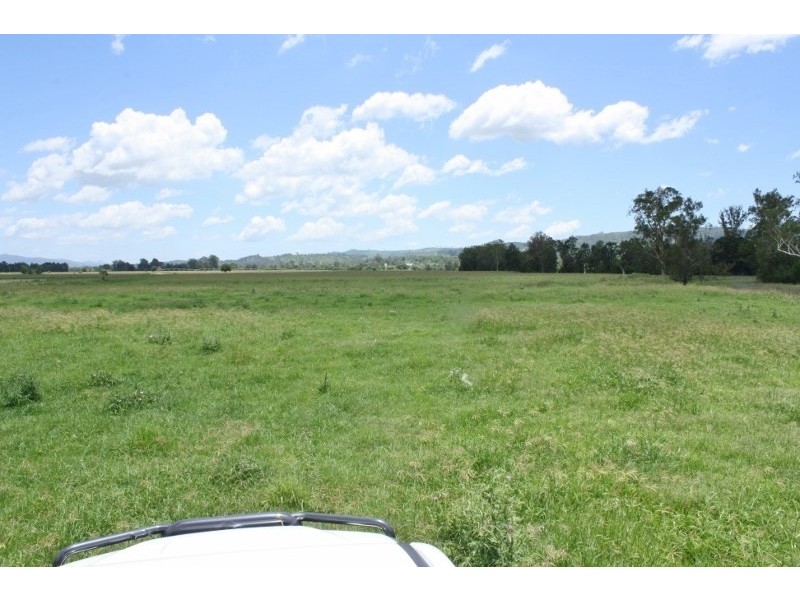 306 Tramway Road, Christmas Creek QLD 4285