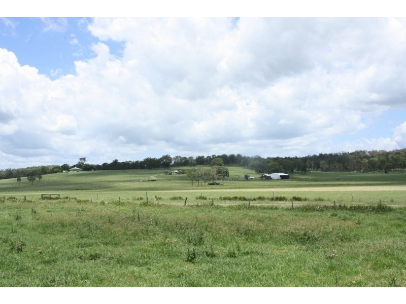 306 Tramway Road, Christmas Creek QLD 4285