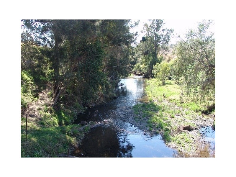 ‘Oakvale’ 181 Strong Road (off Fedamore Rd), Christmas Creek QLD 4285