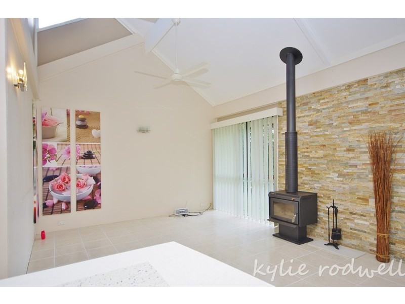 11 to 15 Yulgibar Close, Kooralbyn QLD 4285