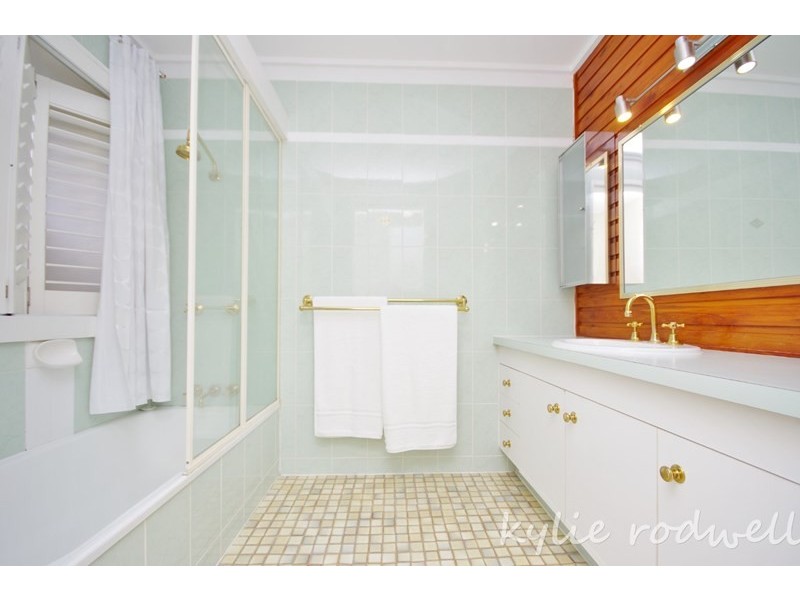 11 to 15 Yulgibar Close, Kooralbyn QLD 4285