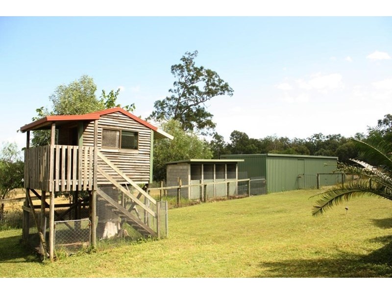 19 Plantation Road, Tamborine QLD 4270