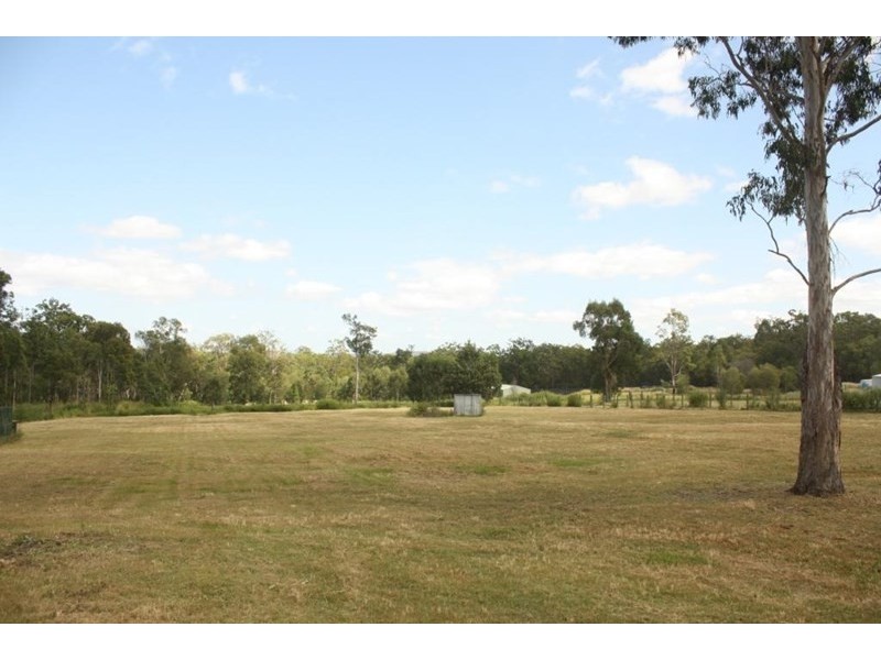 19 Plantation Road, Tamborine QLD 4270