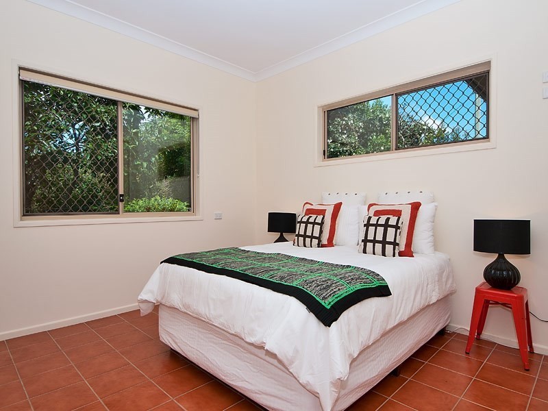 20 Beechmont Avenue, Tamborine Mountain QLD 4272