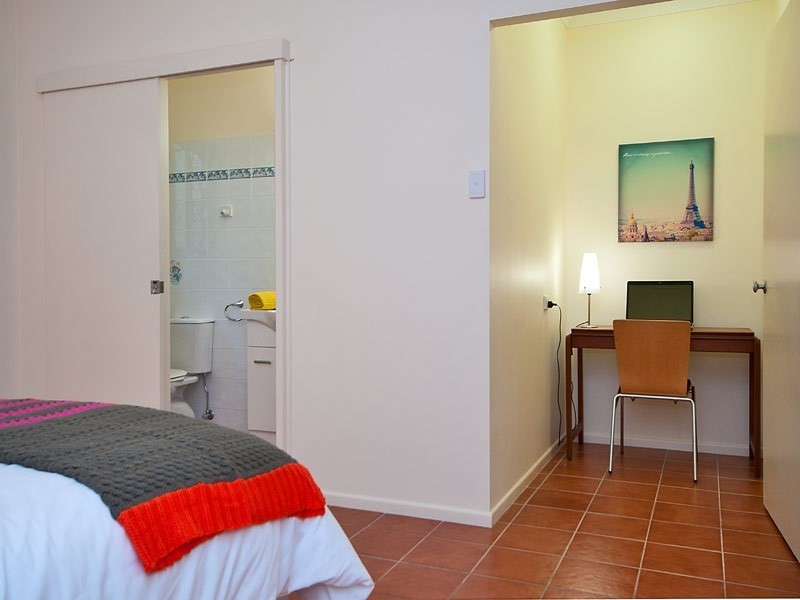 20 Beechmont Avenue, Tamborine Mountain QLD 4272