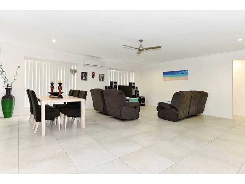 87-89 Mackenzie Avenue, Jimboomba QLD 4280