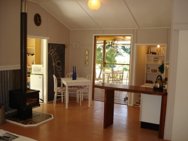 152 Main Western Road, Tamborine Mountain QLD 4272