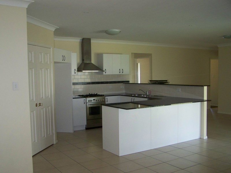 16-18 Paxton Court, Gleneagle QLD 4285