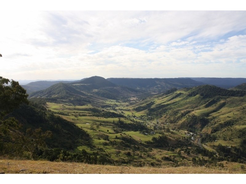 320 Tabletop Road, Illinbah QLD 4275