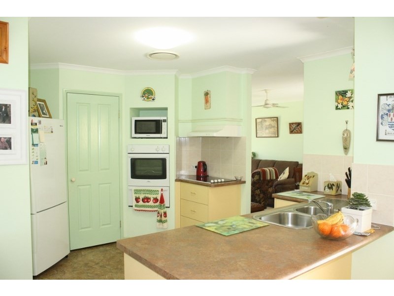 18 Kingsley Drive, Beaudesert QLD 4285