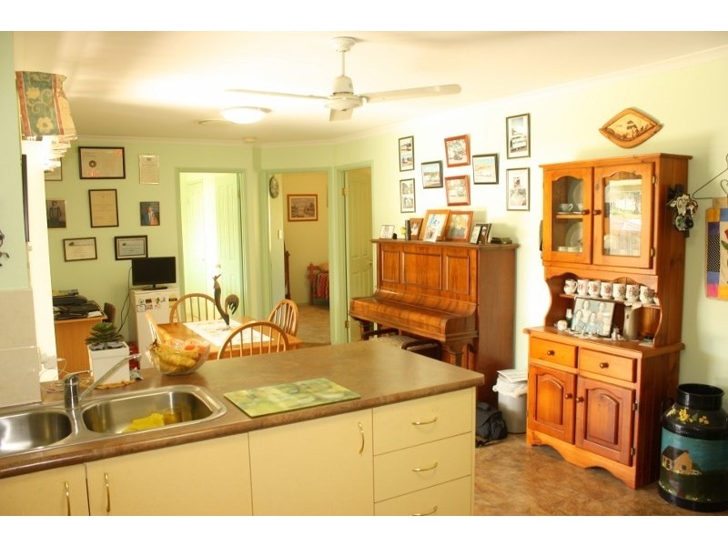 18 Kingsley Drive, Beaudesert QLD 4285