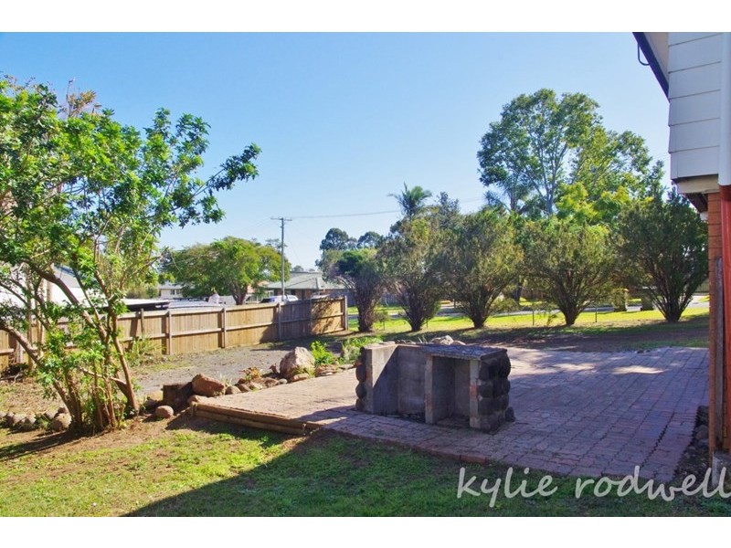 7 Lillian Street, Beaudesert QLD 4285