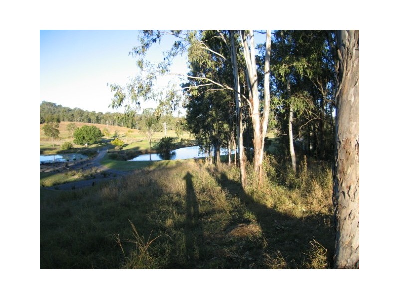 16 Bobby Jones Court, Kooralbyn QLD 4285