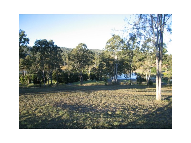 16 Bobby Jones Court, Kooralbyn QLD 4285