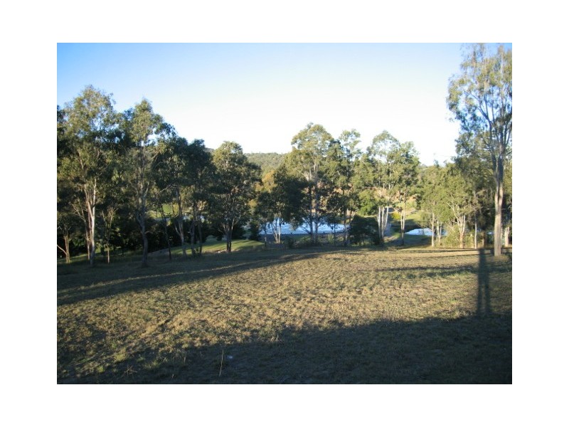 16 Bobby Jones Court, Kooralbyn QLD 4285