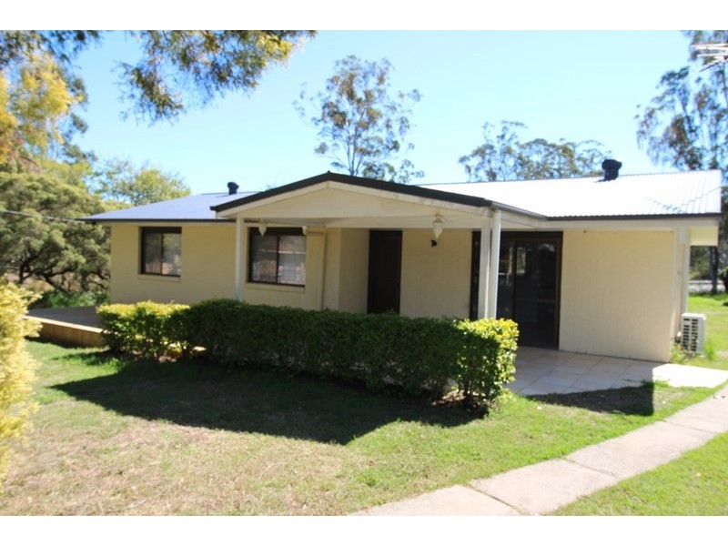 8 Spa Court, Beaudesert QLD 4285