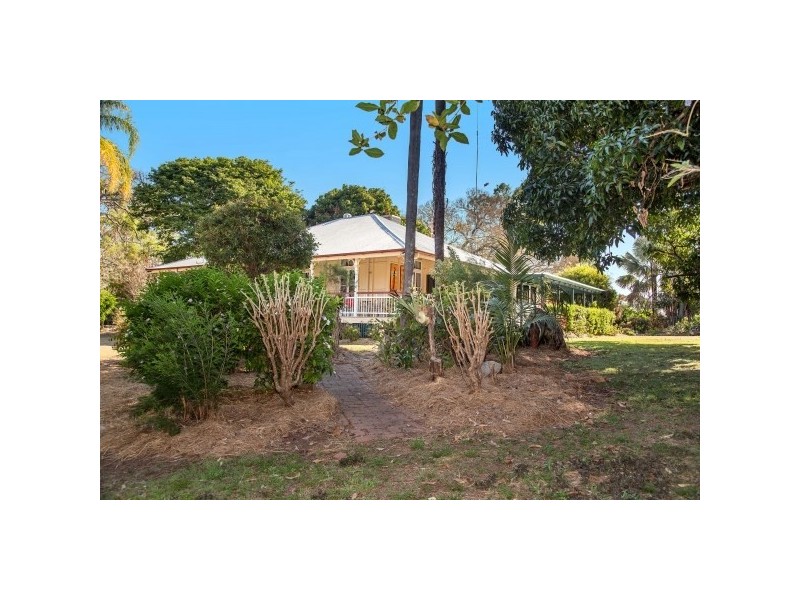 106 The Grange Road, Gleneagle QLD 4285
