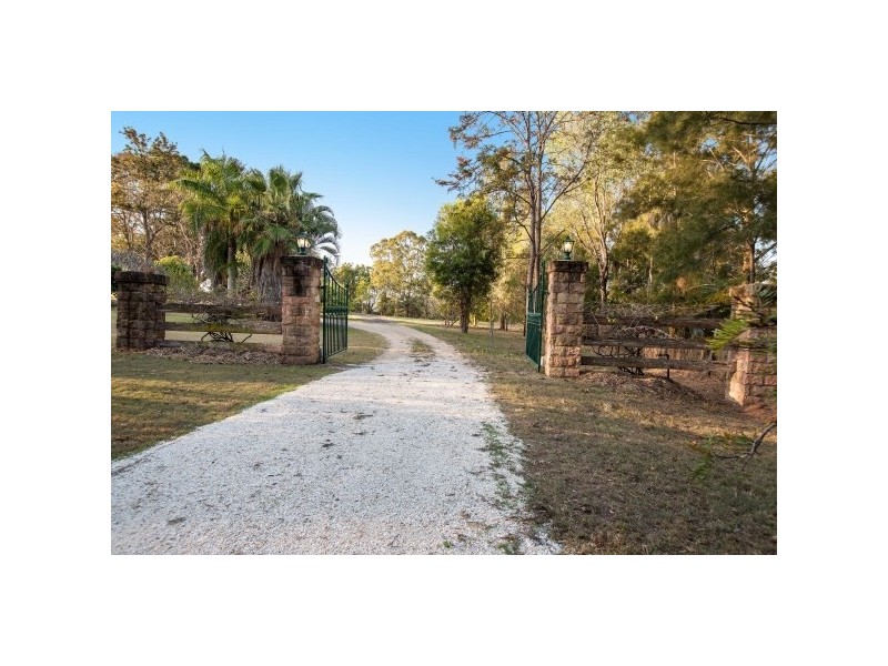 106 The Grange Road, Gleneagle QLD 4285