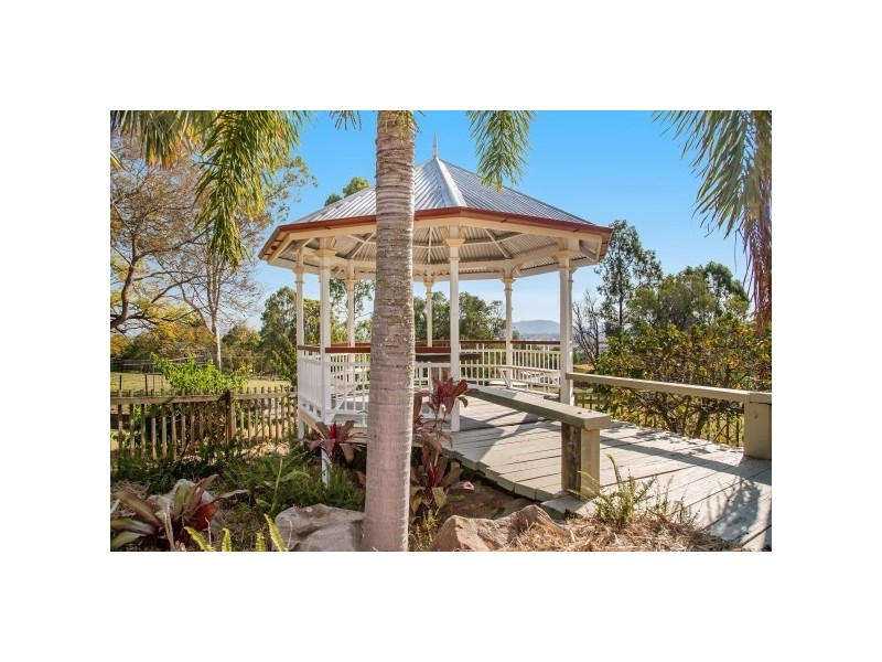 106 The Grange Road, Gleneagle QLD 4285