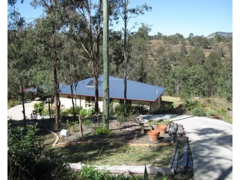 141-143 Scarvell Place, Kooralbyn QLD 4285