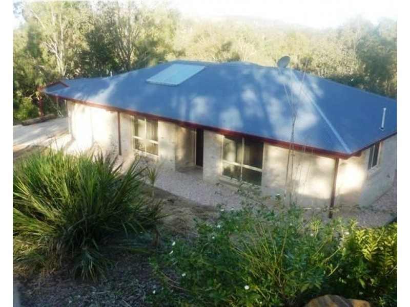 141-143 Scarvell Place, Kooralbyn QLD 4285