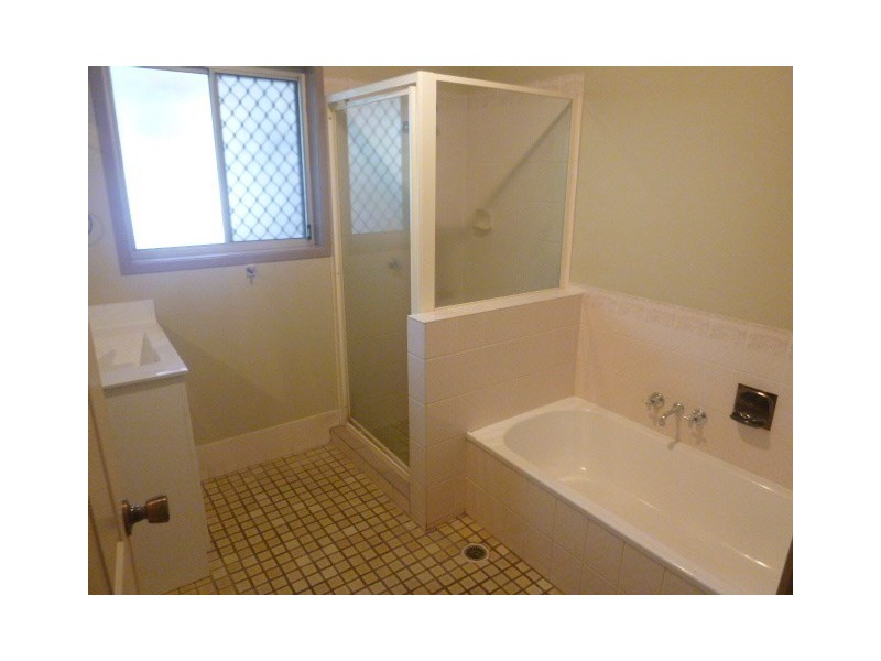 26 Stirling Street, Beaudesert QLD 4285