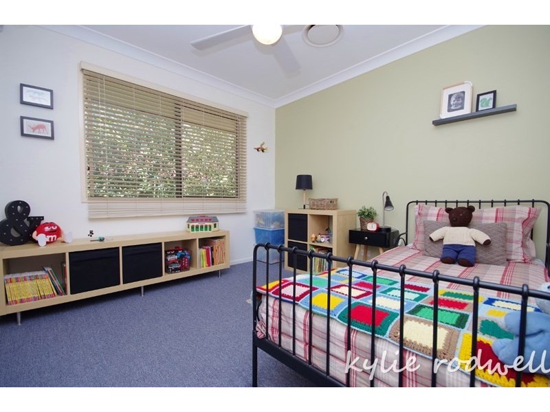 19 Paxton Court, Gleneagle QLD 4285