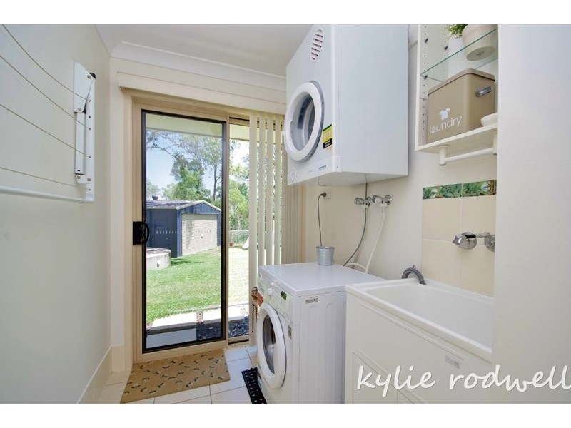 19 Paxton Court, Gleneagle QLD 4285