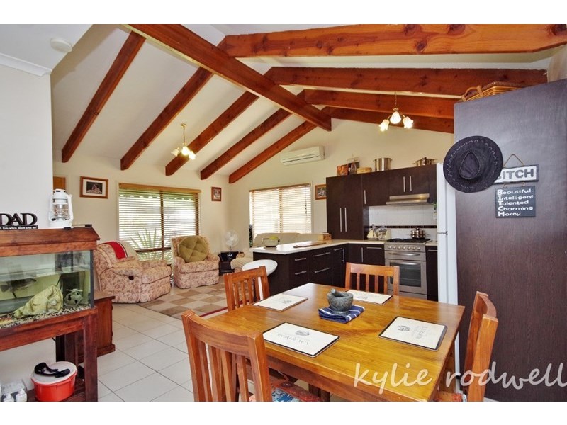84 Mt Lindesay Highway, Gleneagle QLD 4285