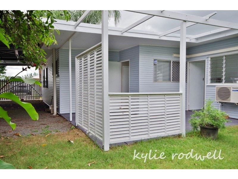 Unit 1 27 Hart Street, Beaudesert QLD 4285