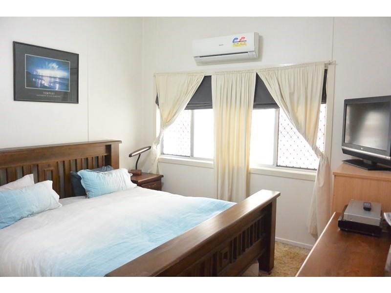 9 Boundary Street, Beaudesert QLD 4285