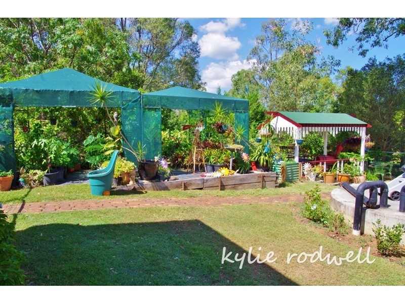 8 to 10 Peta Court, Cedar Vale QLD 4285