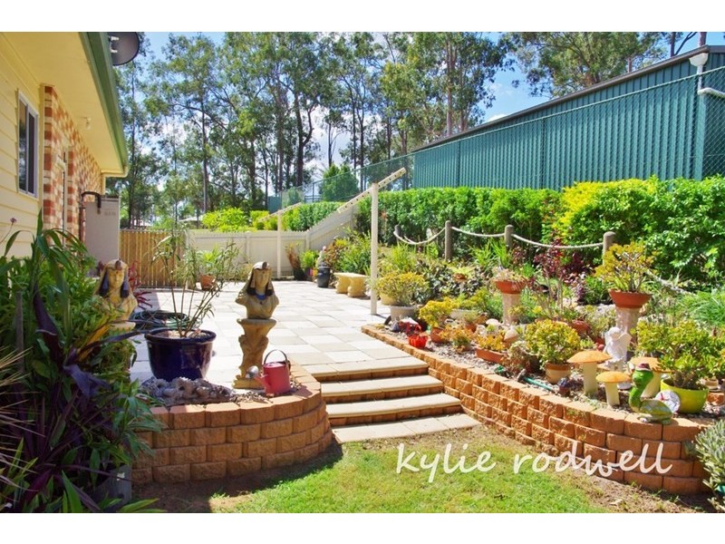 8 to 10 Peta Court, Cedar Vale QLD 4285