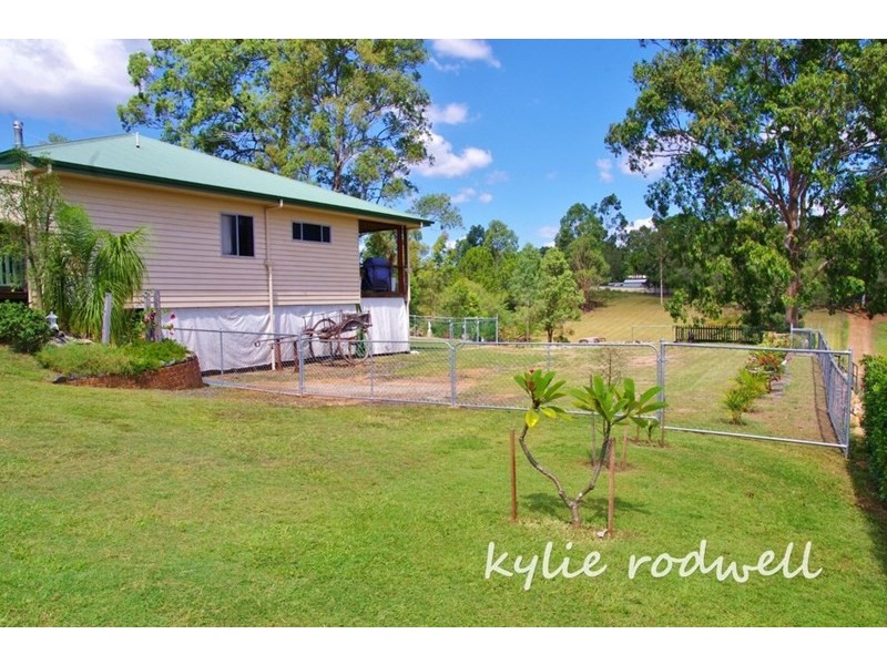 8 to 10 Peta Court, Cedar Vale QLD 4285