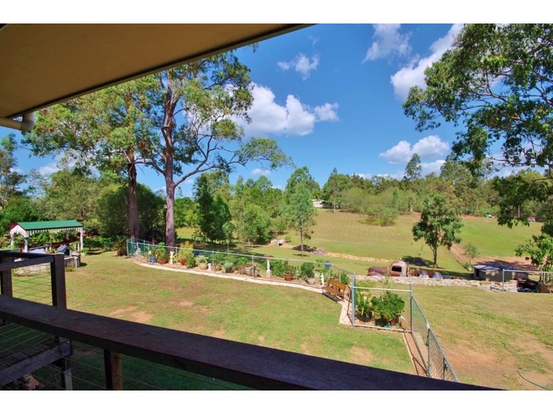 8 to 10 Peta Court, Cedar Vale QLD 4285