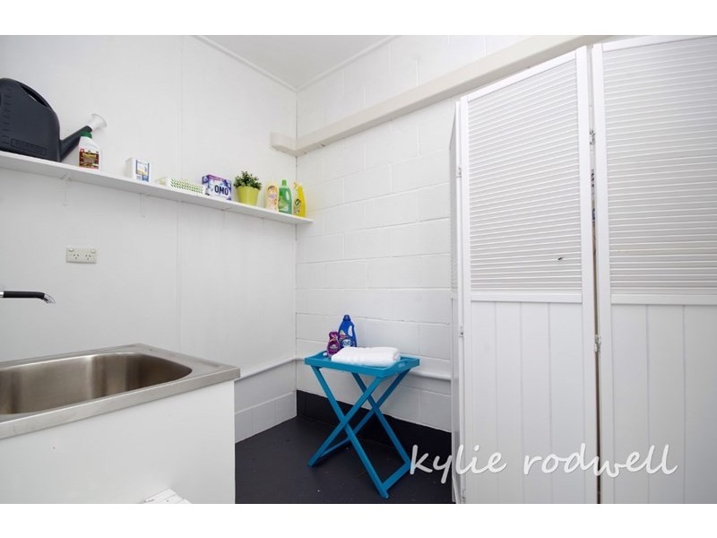 1 and 2 27 Hart Street, Beaudesert QLD 4285