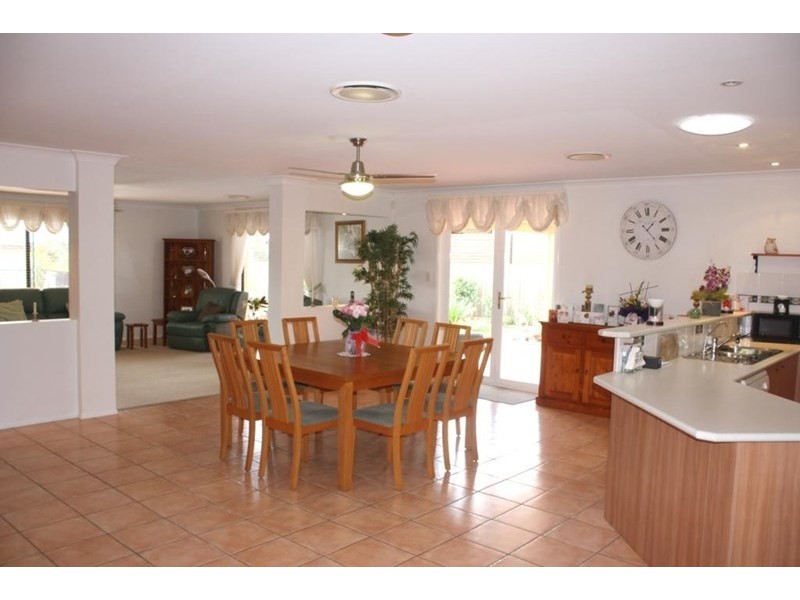 16 Kathleen Crescent, Beaudesert QLD 4285