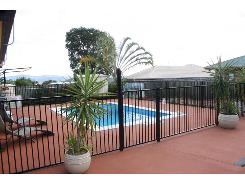 16 Kathleen Crescent, Beaudesert QLD 4285