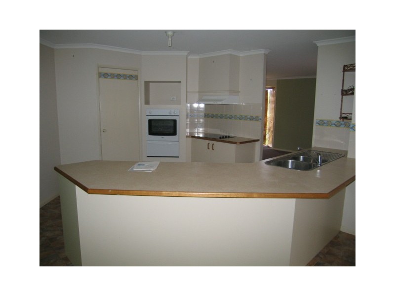 2 Alaqua Court, Beaudesert QLD 4285