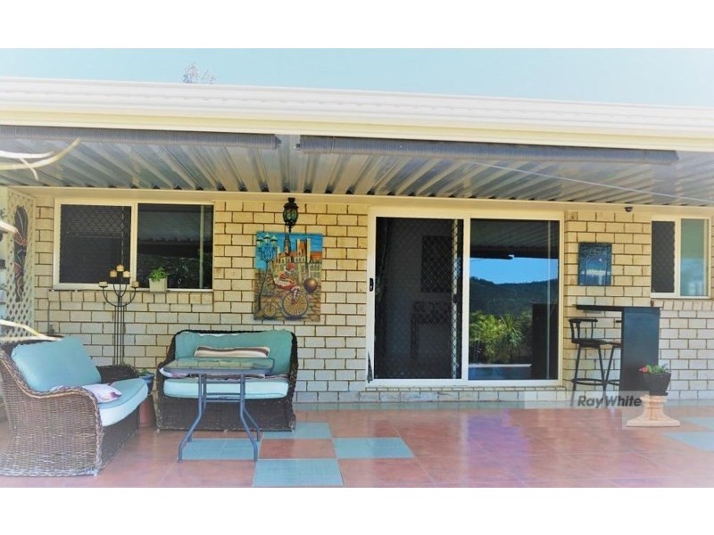 31-33 White Place, Kooralbyn QLD 4285