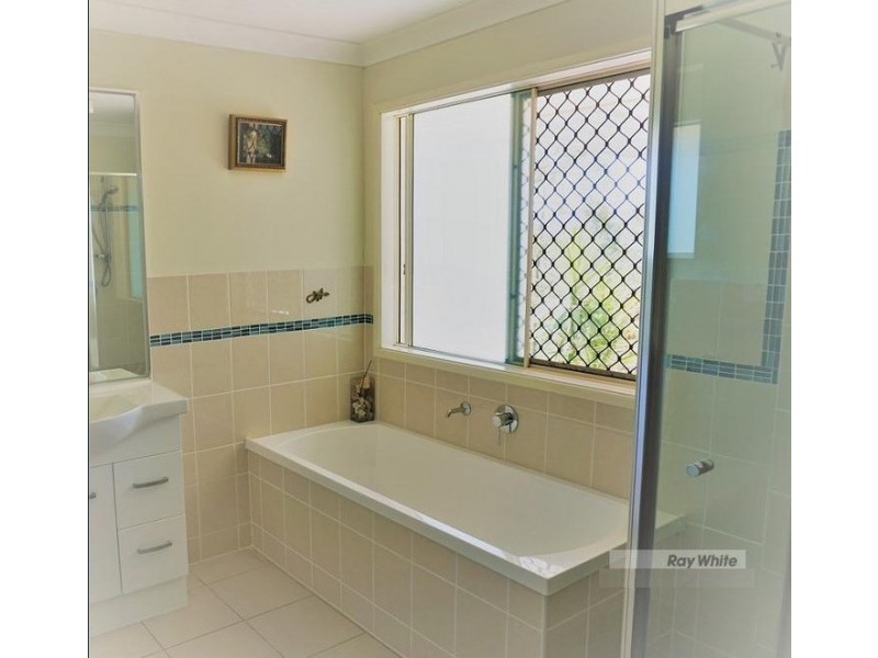 31-33 White Place, Kooralbyn QLD 4285