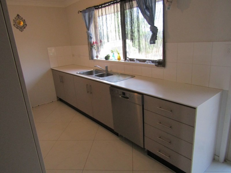 38 Hinchcliffe Drive, Kooralbyn QLD 4285