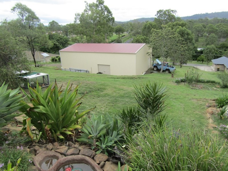 38 Hinchcliffe Drive, Kooralbyn QLD 4285