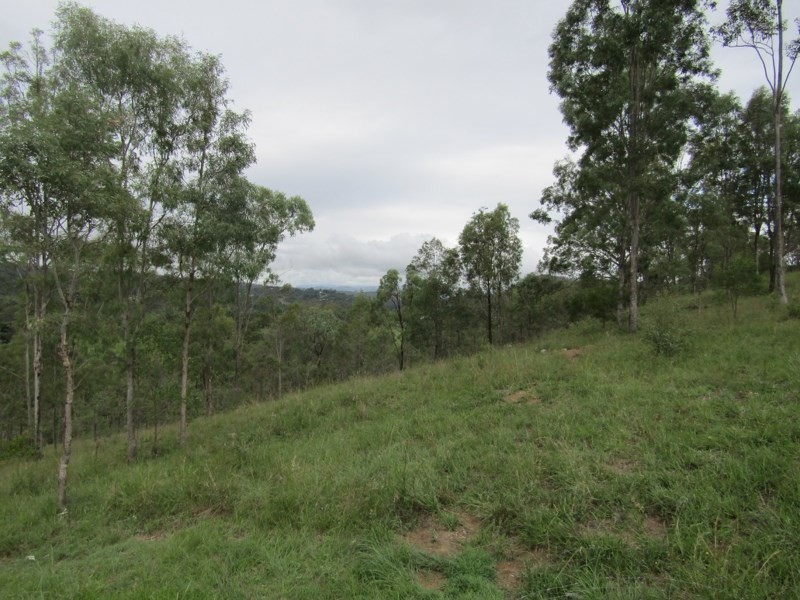 38 Hinchcliffe Drive, Kooralbyn QLD 4285