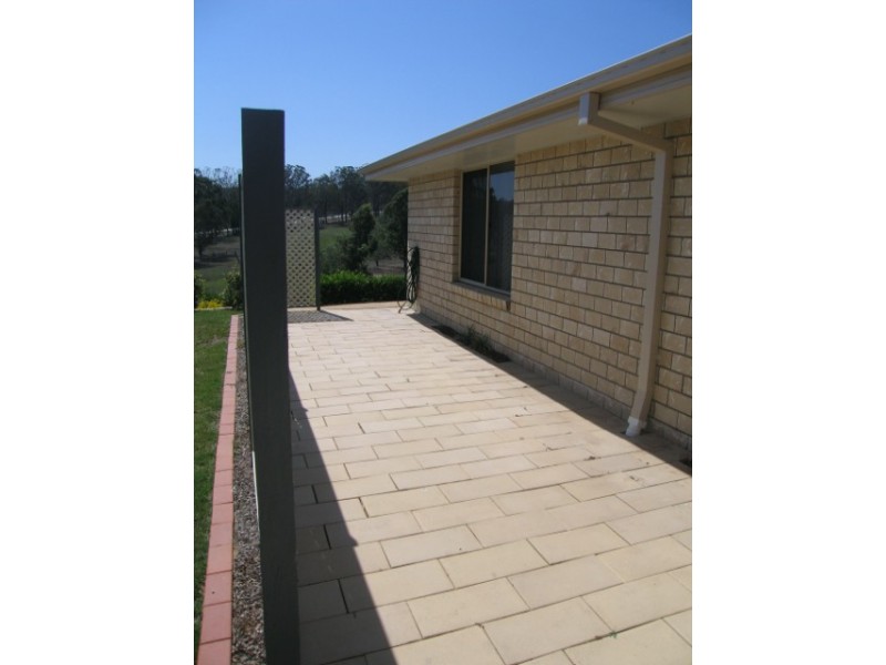 8 Serena Drive, Beaudesert QLD 4285