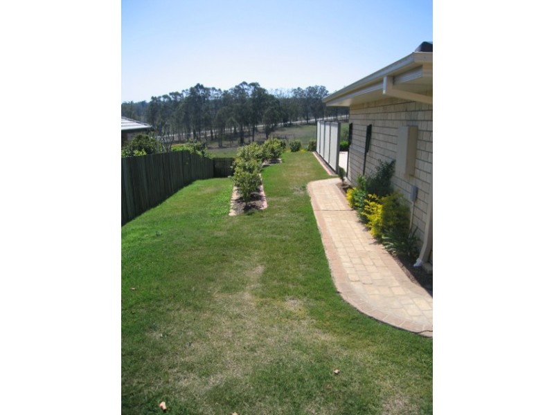 8 Serena Drive, Beaudesert QLD 4285