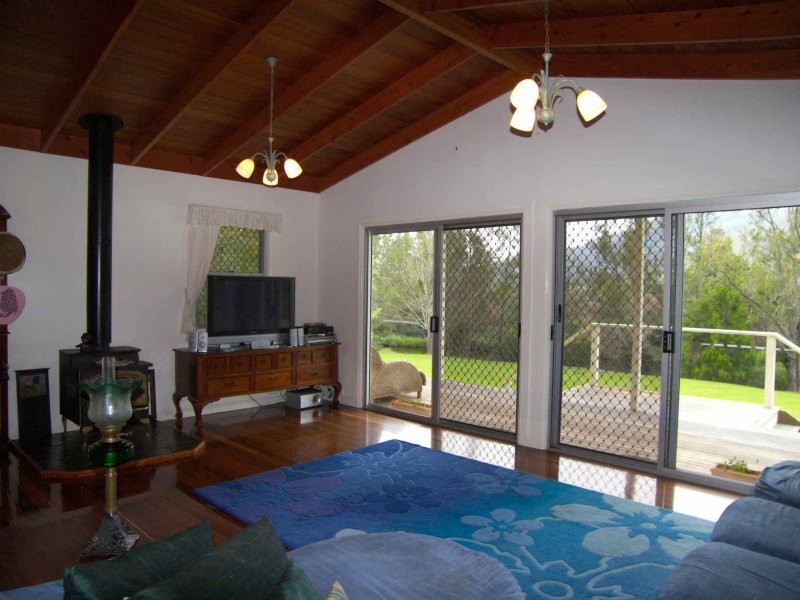 260 Sarabah Road, Canungra QLD 4275